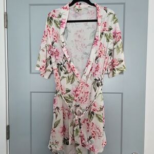Show Me Your Mumu Floral Kimono Wrap Robe One Size Boho Beach Cover Up
